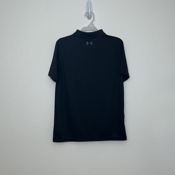 Under Armour HeatGear Loose Youth Medium Black performance Polo - Picture 7 of 7